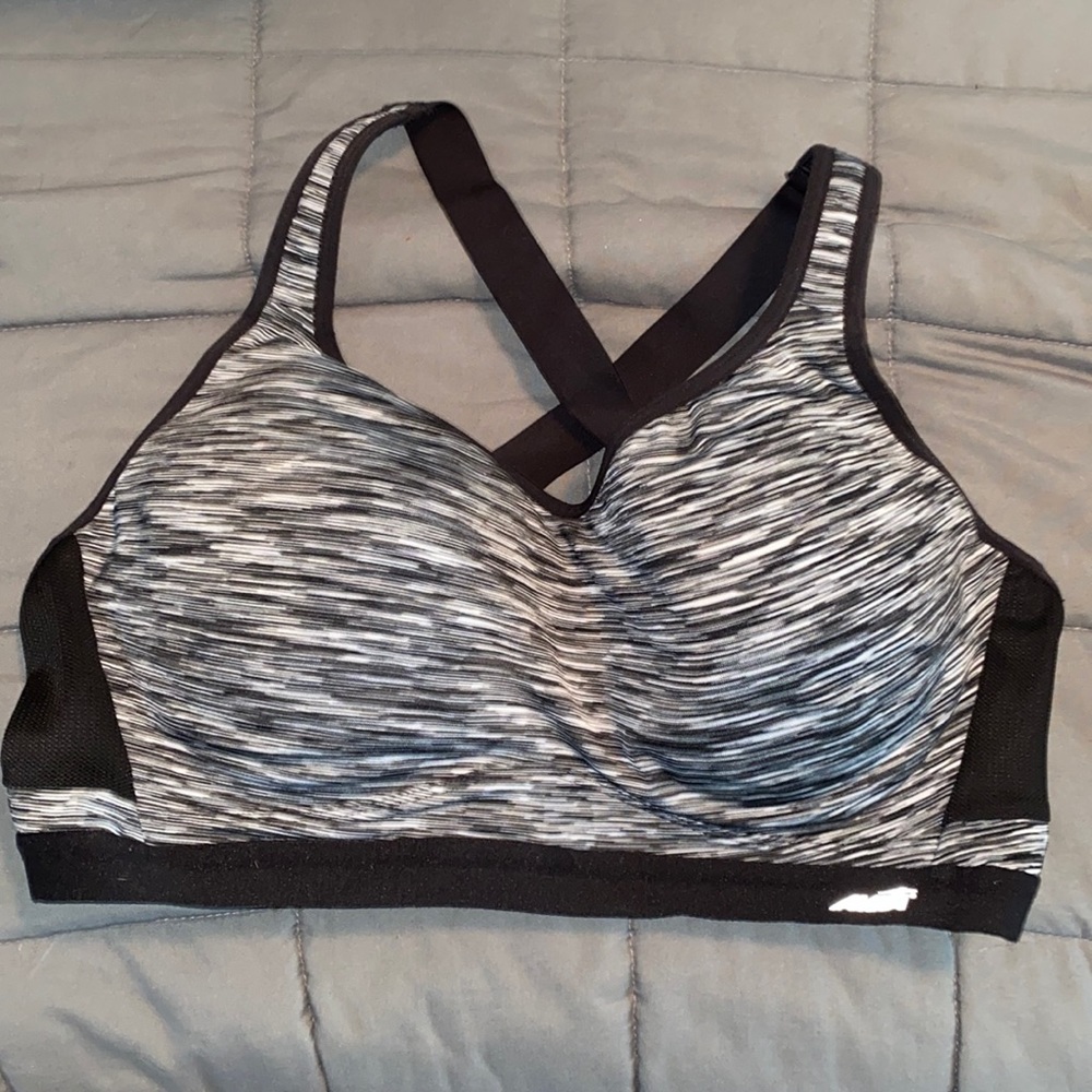 36DDD avia sports bra